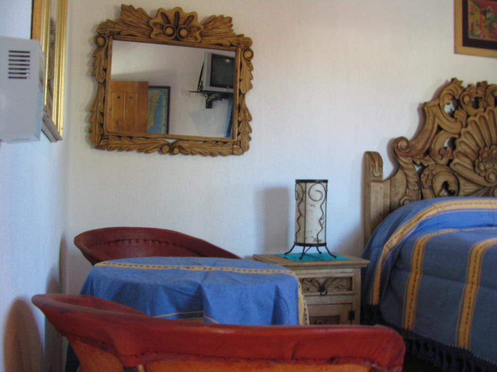Hacienda Paraiso De La Paz Bed & Breakfast Bilik gambar